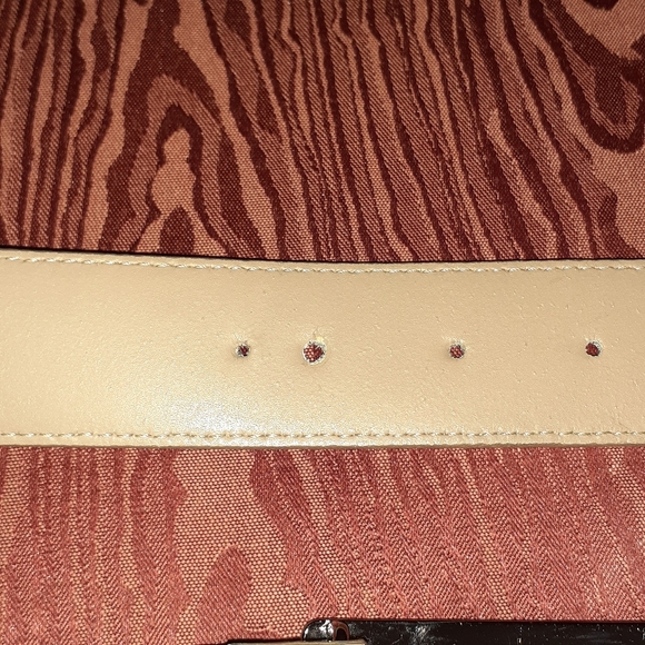 BURBERRY CLASSIC HAG MARKET CHECK LOGO MEN'S 36/90 BEIGE - Picture 13 of 13